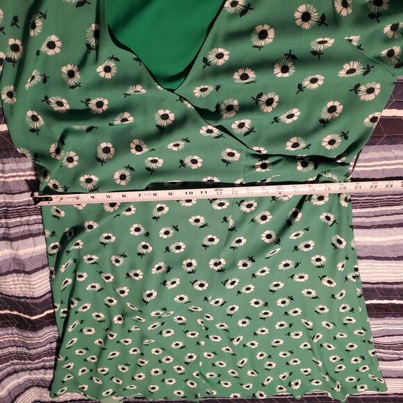Halogen Size 1X Green Floral True Wrap Midi Dress Spring St. Patrick's - Picture 10 of 11